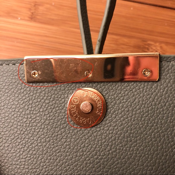 Francesca’s Harlow Olive Perforated Crossbody bag - Picture 7 of 12